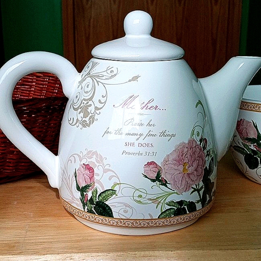 Proverbs 31:31 Teapot Set